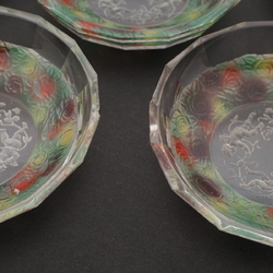 Rare intaglio rose floral and cherub glass mini bowl set designed by Adolf Beckert for Heinrich Hoffmann 1927