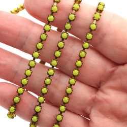 Yellow UV glow fluorescent pearl cup chain raw brass jewelry Preciosa SS12, 1 meter