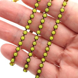 Yellow UV glow fluorescent pearl cup chain raw brass jewelry Preciosa SS12, 1 meter
