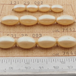 Czech vintage sample card (12) oval pearl glass beads