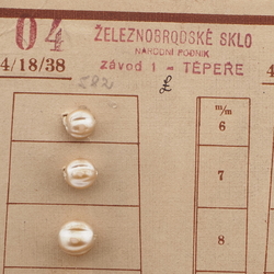 Czech vintage sample card (49) metallic pearl glass beads
