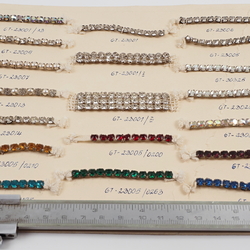 Vintage Czech rhinestone strass lace set glass trims dress millinery dolls sample card crystal gold