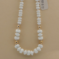 Vintage Czech necklace gradual white interlocking glass beads 