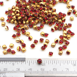 Siam Red glue soldering round Montee 3,8 mm SS 15,5 wholesale lot 244 pcs vintage faceted rhinestones Preciosa fancy chaton stones