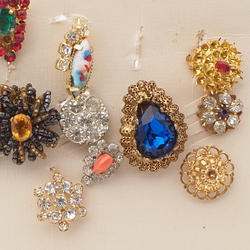 Card (16) vintage Czech glass rhinestone cabochon single earring elements