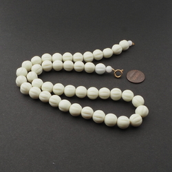 Vintage Czech necklace 43 uranium melon glass beads