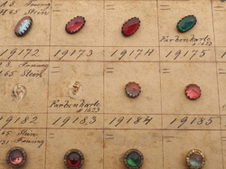 Sample card (132) Czech antique glass buttons saphiret rainbow rhinestone