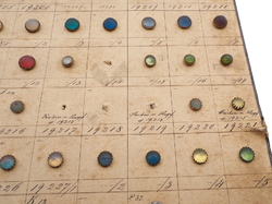 Sample card (132) Czech antique glass buttons saphiret rainbow rhinestone
