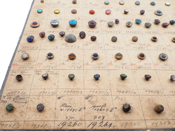 Sample card (132) Czech antique glass buttons saphiret rainbow rhinestone