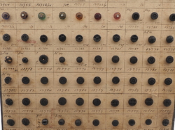 Sample card (138) Czech antique dimi glass buttons 