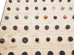Sample card (138) Czech antique dimi glass buttons 