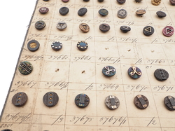 Sample card (127) Czech antique glass buttons 