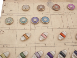 1915 Sample card (46) Czech antique glass buttons pearl satin hand painted