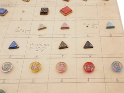 1928 Sample card (40) Czech antique glass buttons geometric floral Deco