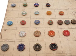 1925 Sample card (33) Czech antique glass buttons geometric marble Deco