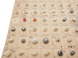 1915 Sample card (142) Czech antique glass buttons hand painted pearl dimi