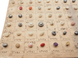 1915 Sample card (142) Czech antique glass buttons hand painted pearl dimi