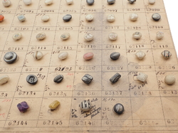 1915 Sample card (142) Czech antique glass buttons hand painted pearl dimi