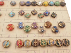 1926 Sample card (152) Czech antique glass buttons hand painted gold gilt
