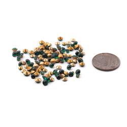 Lot (100) Czech vintage foiled round faceted emerald green glass rhinestones 3/4mm