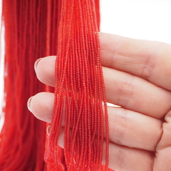 Master Hank Micro Red seed glass beads 15/0 Vintage Czech