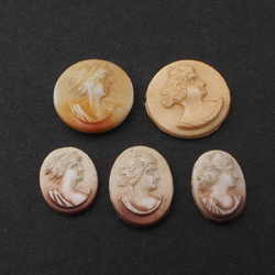 Lot (5) Czech vintage figural glass cameo picture cabochons