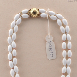 Vintage Czech 2 strand necklace white oval pink round glass beads 15"