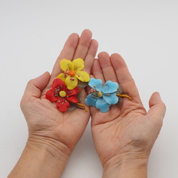 Set of 3 Vintage Czech lampwork glass flower pin brooch yellow red blue