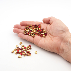 Lot 100 pcs Vintage Siam Red Brass tiny Navettes 10x5 mm faceted loose rhinestones chaton stones