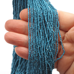 Master Hank Blue Turquoise Native Indian trade seed glass beads 12/0 Antique Czech - kopie