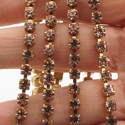 Lot 4.2 meter SS17 4mm Rosa Pink Rhinestone cup chain Vintage Czech brass Supply epoxy resin ART