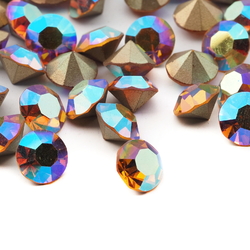 Lot (120) Czech vintage foiled vitrail rainbow glass rhinestones 8mm