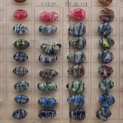 Vintage sample card (52) Czech marble lampwork glass beads