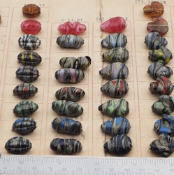Vintage sample card (52) Czech marble lampwork glass beads