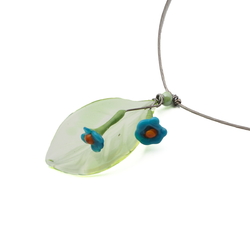 Czech lampwork green leaf forget me not blue flower glass bead necklace