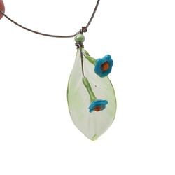 Czech lampwork green leaf forget me not blue flower glass bead necklace