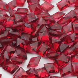 Lot (120) Czech vintage pink red square glass rhinestones 7mm