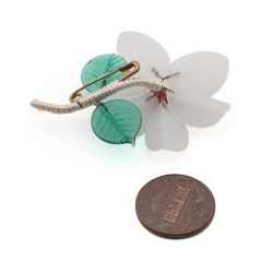 Vintage Czech lampwork glass bead opaline white flower pin brooch