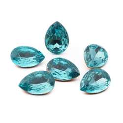 Lot (6) Czech vintage foiled aqua blue teardrop glass rhinestones 25x18mm