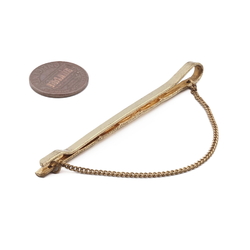 Retro vintage gold tone plated metal tie clip bar with chain