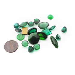 Lot (20) Czech vintage assorted green glass rhinestones flatbacks cabochons