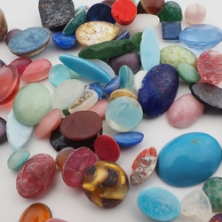 Lot (75) Czech vintage glass cabochons rhinestones