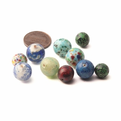 Lot (10) vintage Czech lampwork round glass beads spatter matrix marble Lapis