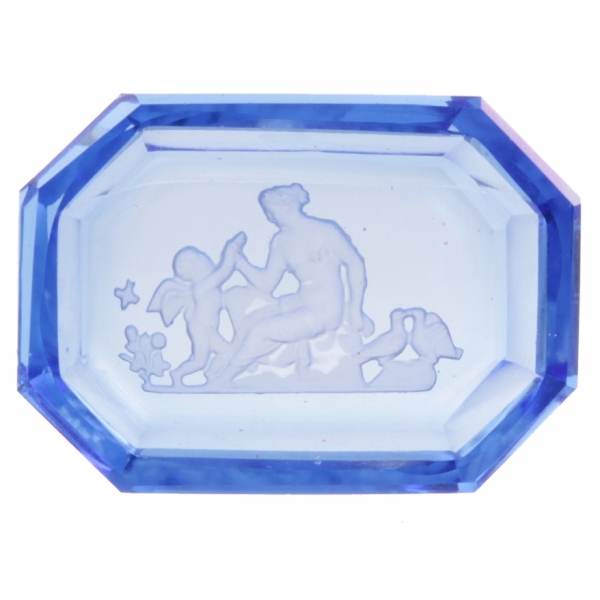 1934 Heinrich Hoffmann sapphire blue intaglio floral trinket tray salt