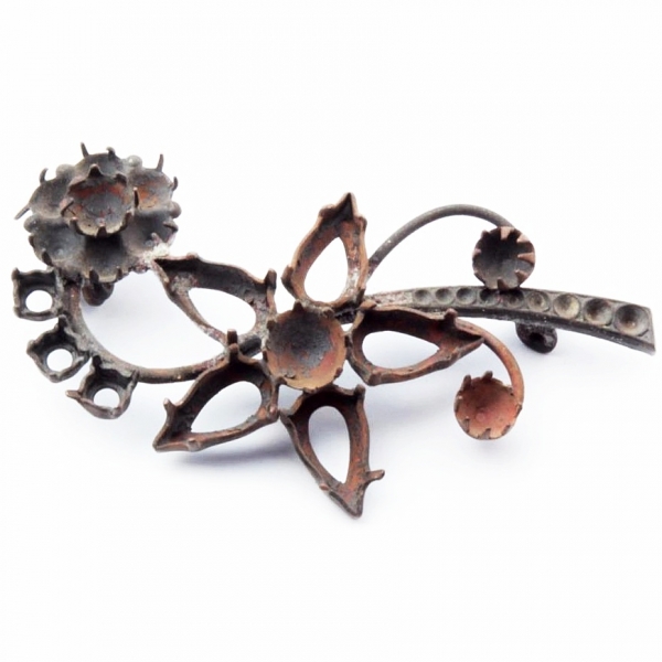 Czech Art Deco hand crafted vintage flower bouquet pin brooch making design element