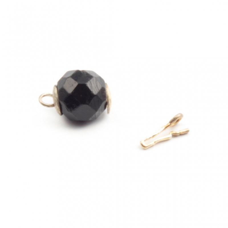 Vintage Czech 1 strand gold tone black glass bead necklace clasp closer