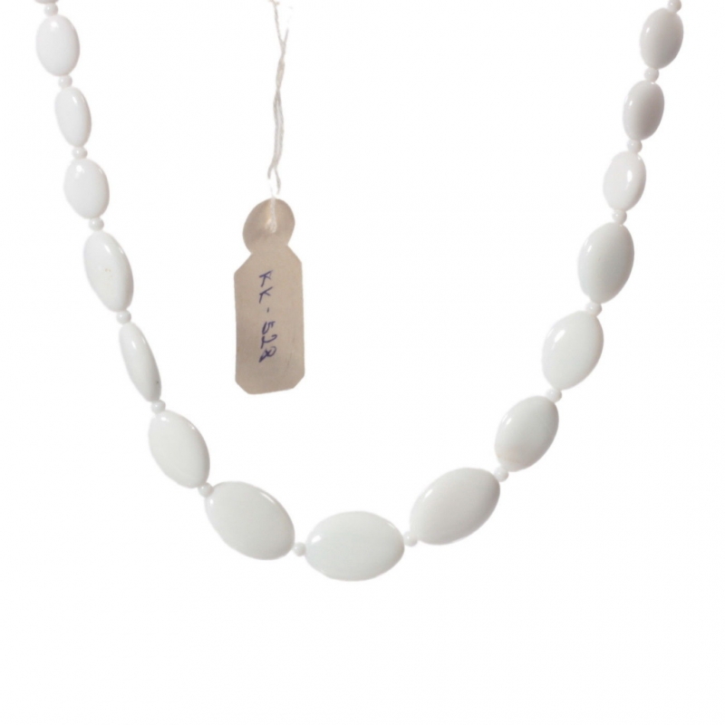 Vintage beaded necklace Czech gradual white flat oval glass beads