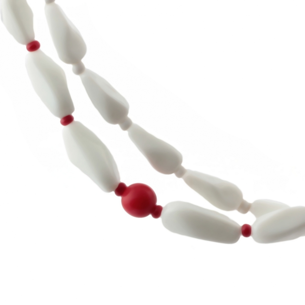 Vintage Czech necklace white red round faceted teardrop glass beads