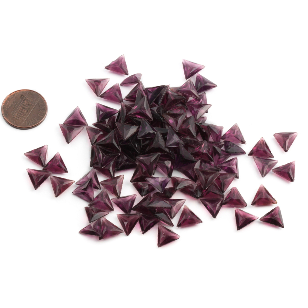 Lot (110) Czech vintage purple amethyst triangle glass rhinestones 10mm