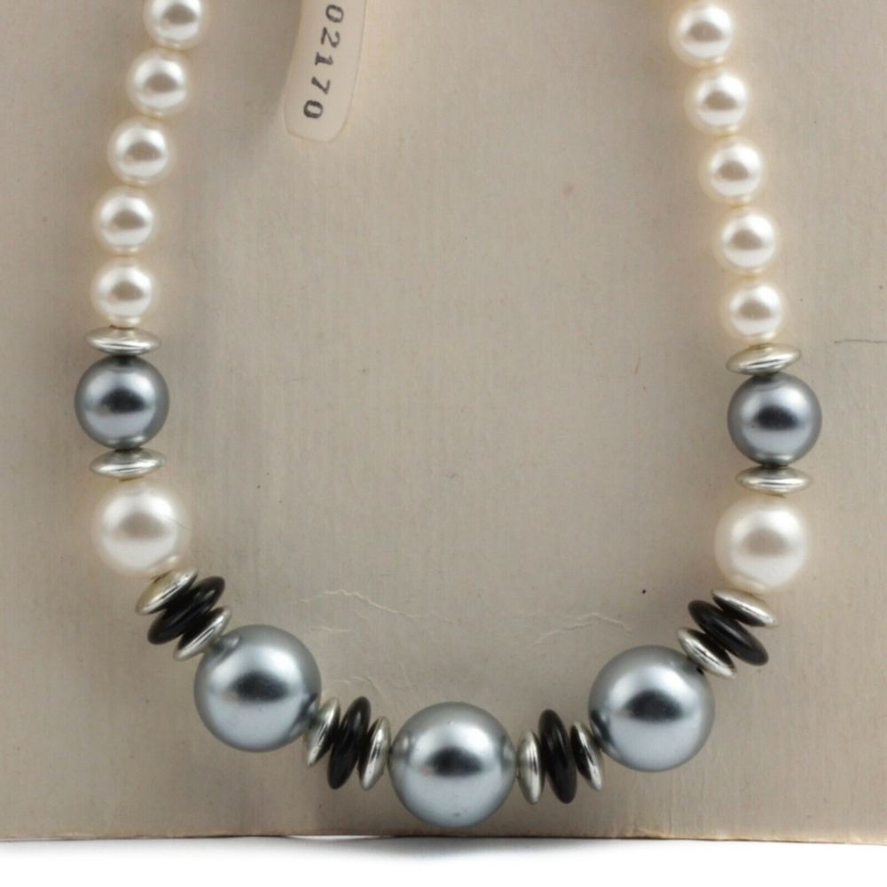 Vintage Czech pearl look glass and plastic bead necklace